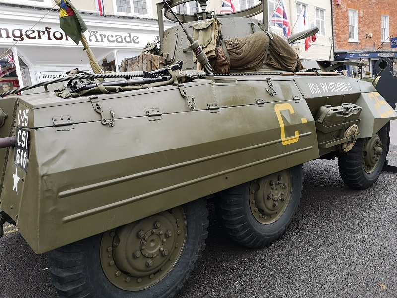 HUNGERFORD ARCADE "VINTAGE MILITARY VEHICLE POPPY APPEAL" Hungerford